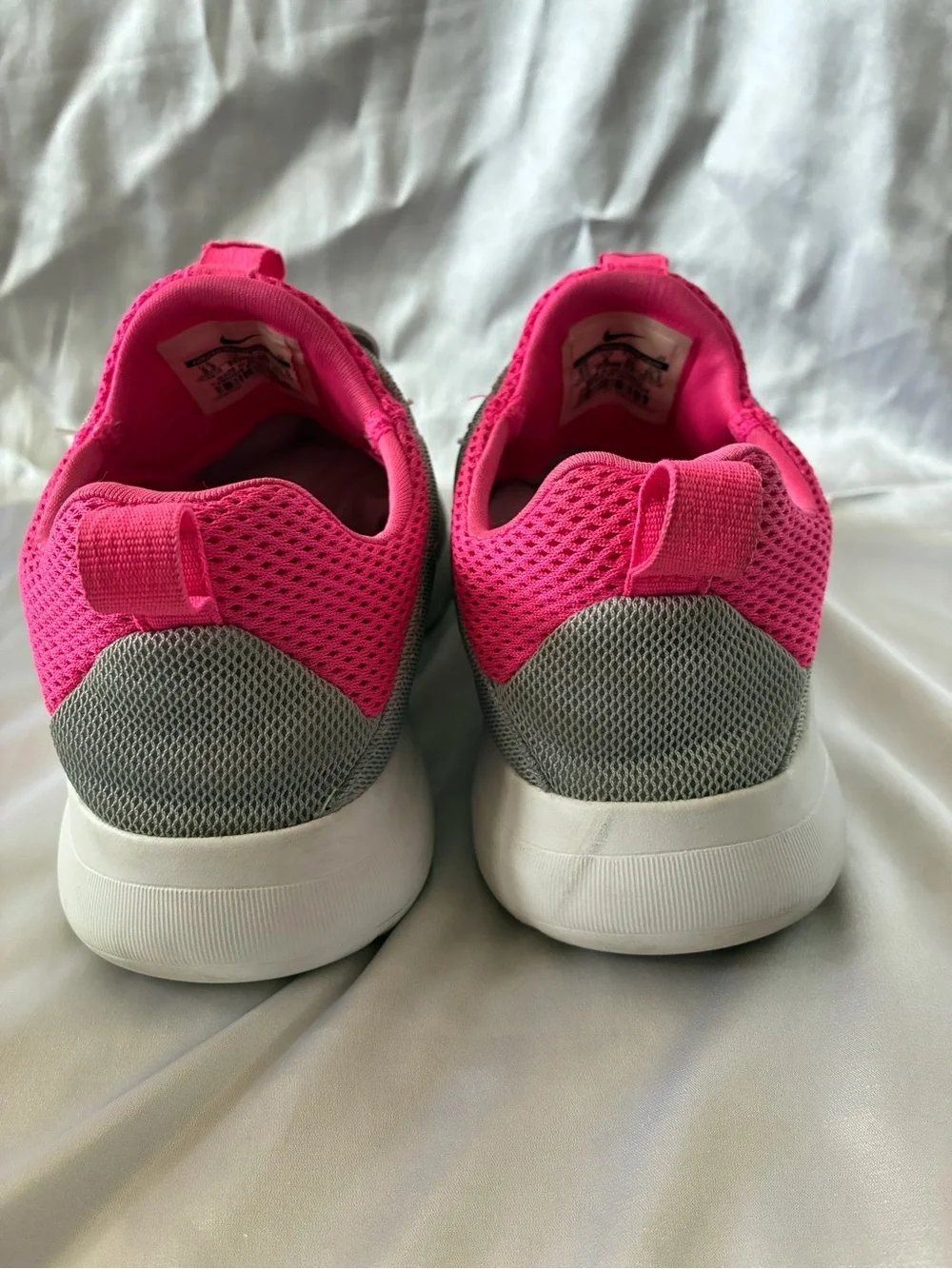 Nike Kaishi 2.0 Grey Pink White Sneakers Shoes 833666-051 Women’s 8.5